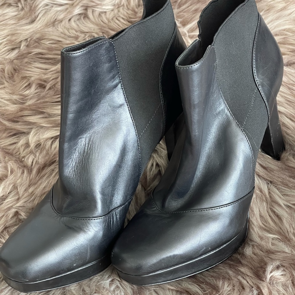Via Spiga Leather Platform Bootie Size 10.5 M - Picture 11 of 12